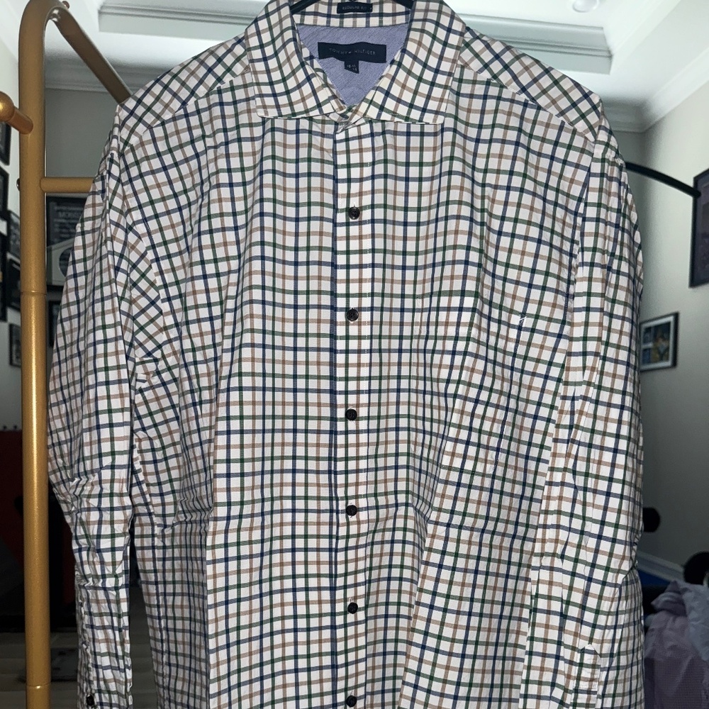 Tommy Hilfiger stripe dress shirt for men